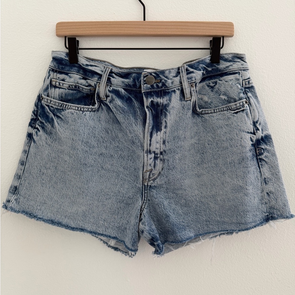 FRAME Le Simone Denim Shorts – Size 31 – Light Wash Raw Hem, 100% cotton